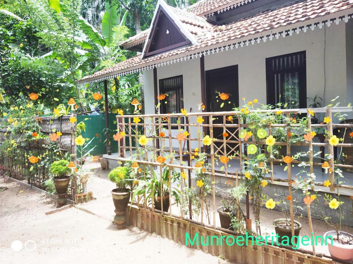 Munroe Heritage Inn Mundrothuruth Ngoại thất bức ảnh